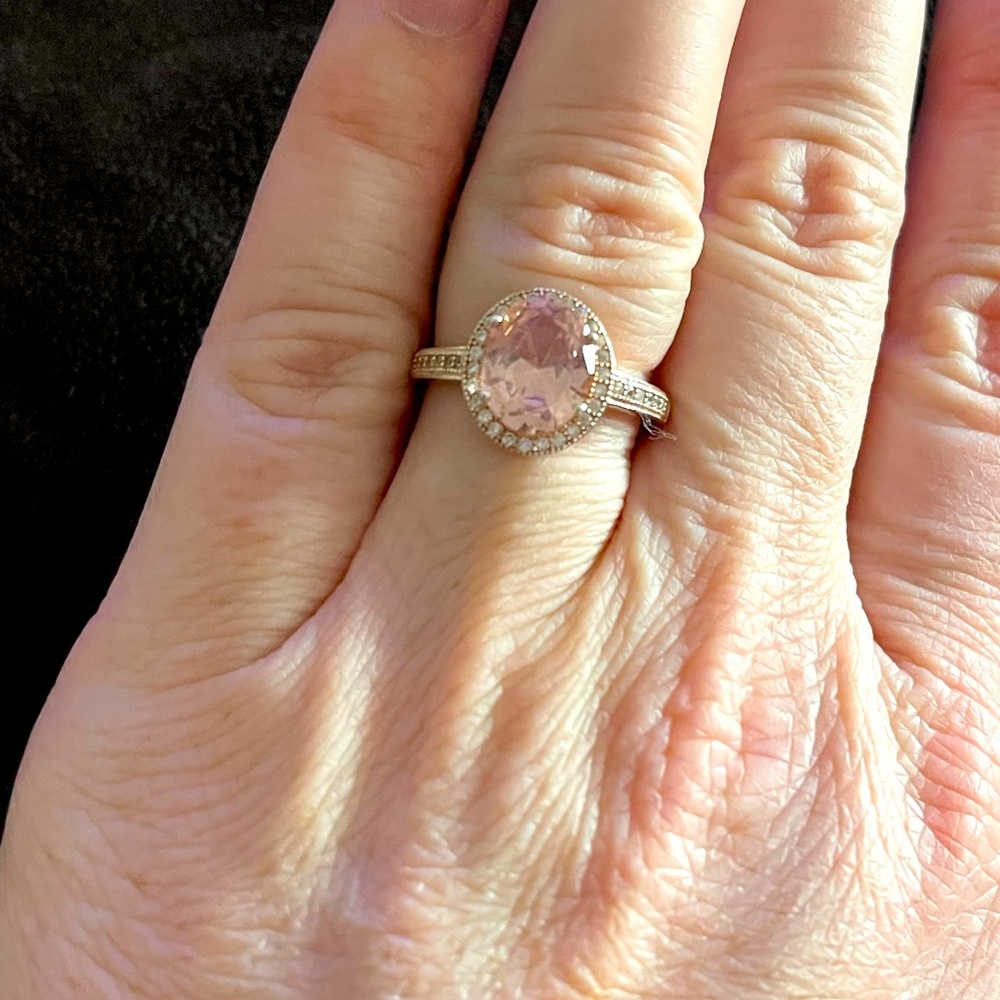 Rose gold ring with pink gem